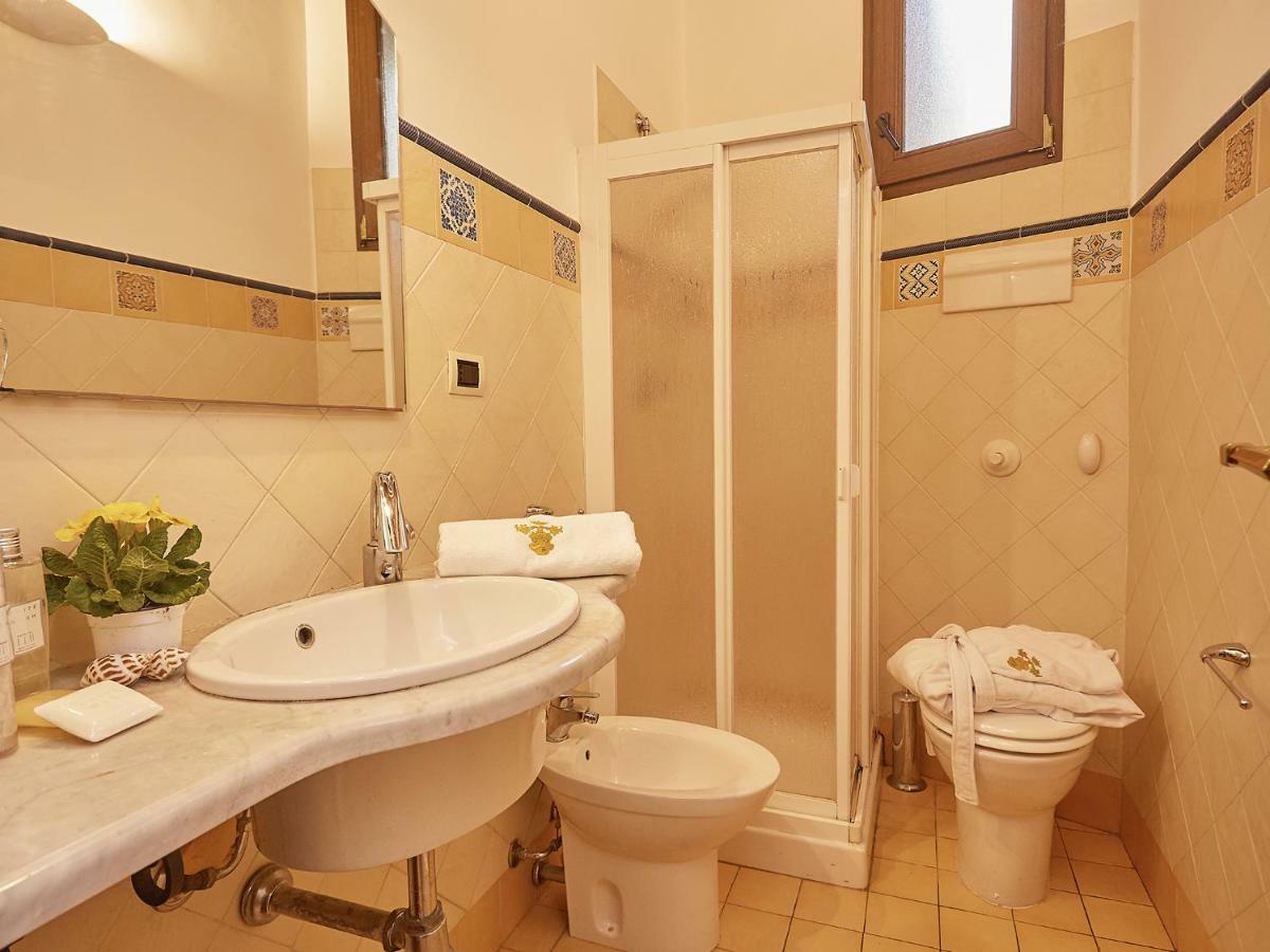 Dimora Dei Leoni Apartment Palermo Ngoại thất bức ảnh
