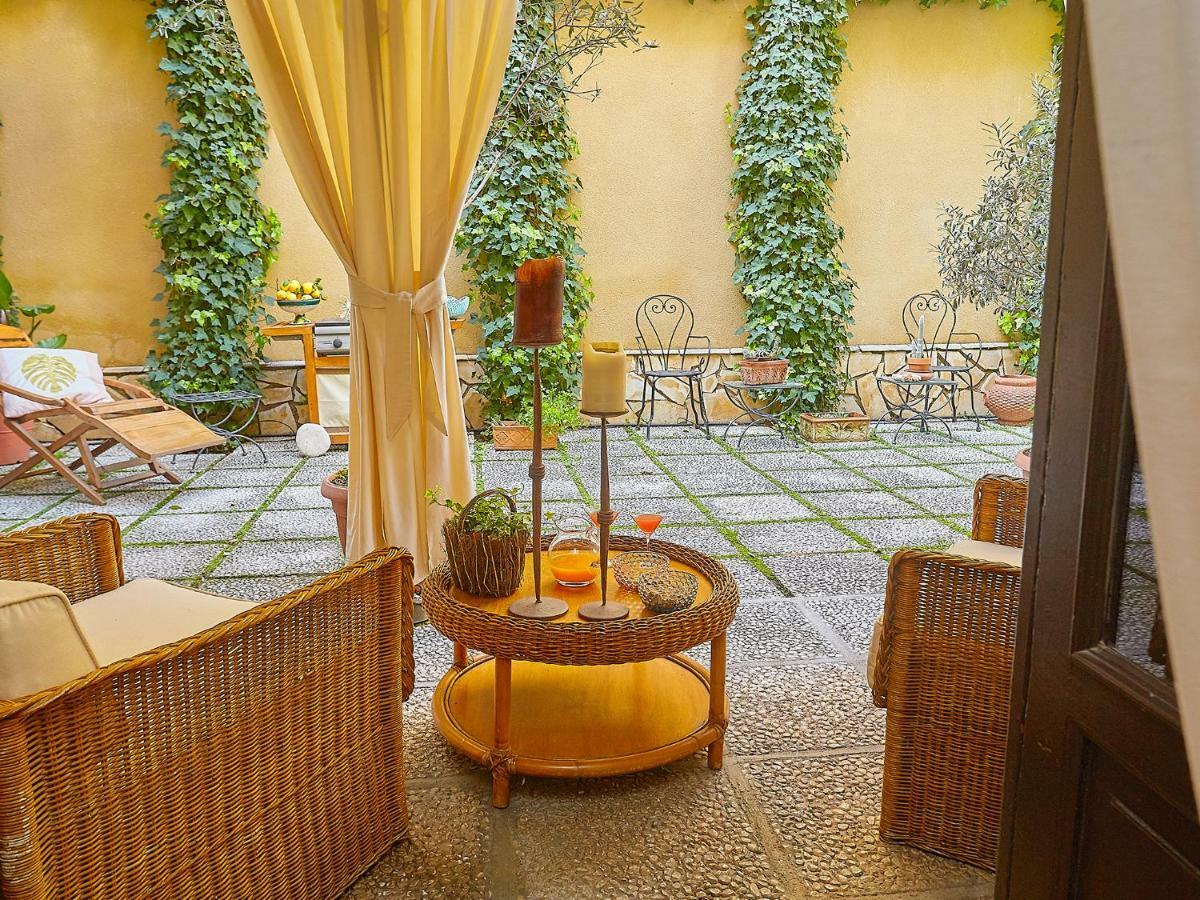 Dimora Dei Leoni Apartment Palermo Ngoại thất bức ảnh